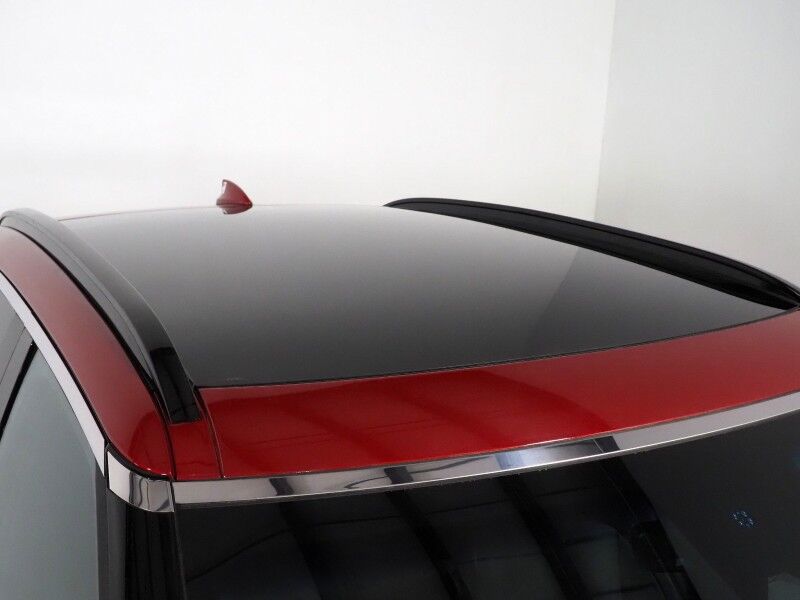 2024 Genesis GV60 Advanced AWD *HEADS-UP DISPLAY, NAVIGATION, ADAPTIVE CRUISE, SAFETY ALERTS, 360 VIEW CAMERAS, PANORAMA GLASS ROOF, LEATHER, CLIMATE SEATS, HEATED STEERING, BANG & OLUFSEN, WIRELESS CHARGING, ANDROID & APPLE Round Rock TX