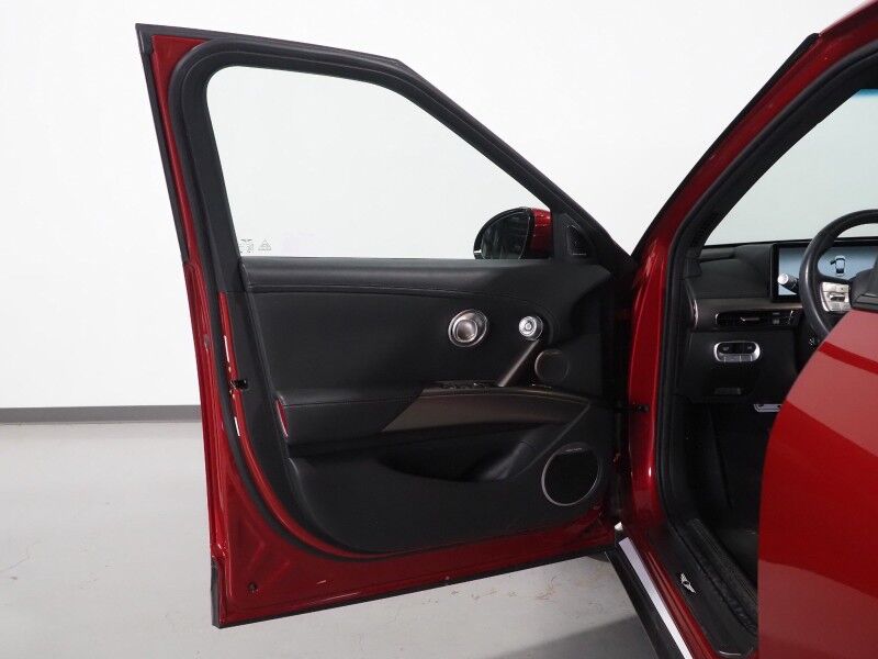 2024 Genesis GV60 Advanced AWD *HEADS-UP DISPLAY, NAVIGATION, ADAPTIVE CRUISE, SAFETY ALERTS, 360 VIEW CAMERAS, PANORAMA GLASS ROOF, LEATHER, CLIMATE SEATS, HEATED STEERING, BANG & OLUFSEN, WIRELESS CHARGING, ANDROID & APPLE Round Rock TX