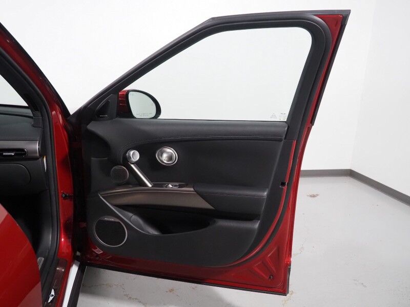 2024 Genesis GV60 Advanced AWD *HEADS-UP DISPLAY, NAVIGATION, ADAPTIVE CRUISE, SAFETY ALERTS, 360 VIEW CAMERAS, PANORAMA GLASS ROOF, LEATHER, CLIMATE SEATS, HEATED STEERING, BANG & OLUFSEN, WIRELESS CHARGING, ANDROID & APPLE Round Rock TX