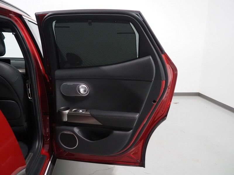 2024 Genesis GV60 Advanced AWD *HEADS-UP DISPLAY, NAVIGATION, ADAPTIVE CRUISE, SAFETY ALERTS, 360 VIEW CAMERAS, PANORAMA GLASS ROOF, LEATHER, CLIMATE SEATS, HEATED STEERING, BANG & OLUFSEN, WIRELESS CHARGING, ANDROID & APPLE Round Rock TX