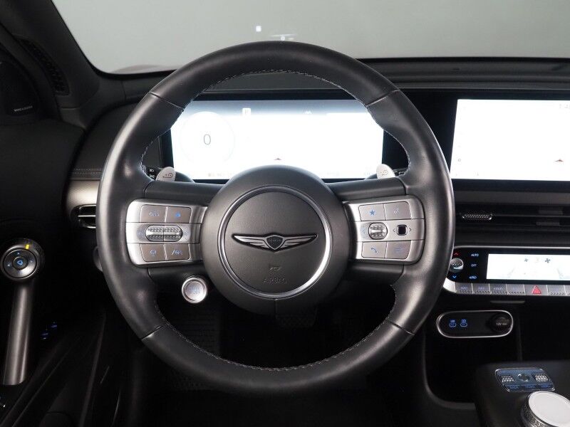 2024 Genesis GV60 Advanced AWD *HEADS-UP DISPLAY, NAVIGATION, ADAPTIVE CRUISE, SAFETY ALERTS, 360 VIEW CAMERAS, PANORAMA GLASS ROOF, LEATHER, CLIMATE SEATS, HEATED STEERING, BANG & OLUFSEN, WIRELESS CHARGING, ANDROID & APPLE Round Rock TX