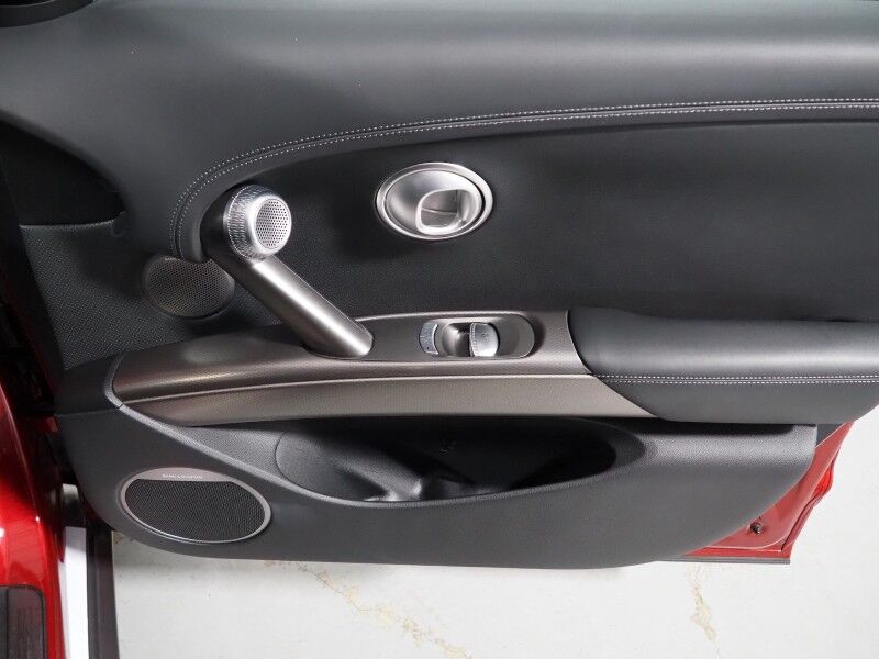 2024 Genesis GV60 Advanced AWD *HEADS-UP DISPLAY, NAVIGATION, ADAPTIVE CRUISE, SAFETY ALERTS, 360 VIEW CAMERAS, PANORAMA GLASS ROOF, LEATHER, CLIMATE SEATS, HEATED STEERING, BANG & OLUFSEN, WIRELESS CHARGING, ANDROID & APPLE Round Rock TX