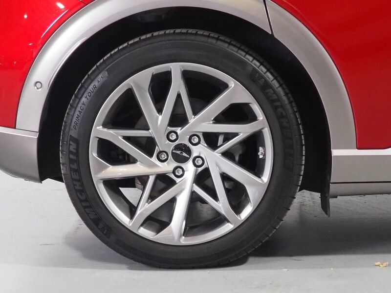 2024 Genesis GV60 Advanced AWD *HEADS-UP DISPLAY, NAVIGATION, ADAPTIVE CRUISE, SAFETY ALERTS, 360 VIEW CAMERAS, PANORAMA GLASS ROOF, LEATHER, CLIMATE SEATS, HEATED STEERING, BANG & OLUFSEN, WIRELESS CHARGING, ANDROID & APPLE Round Rock TX