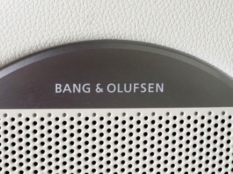 2024 Genesis GV60 Advanced AWD *HEADS-UP DISPLAY, NAVIGATION, ADAPTIVE CRUISE, SAFETY ALERTS, 360 VIEW CAMERAS, PANORAMA GLASS ROOF, LEATHER, CLIMATE SEATS, HEATED STEERING, BANG & OLUFSEN, WIRELESS CHARGING, ANDROID & APPLE Round Rock TX