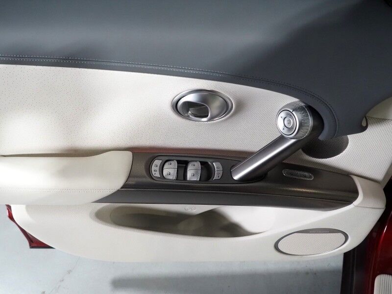 2024 Genesis GV60 Advanced AWD *HEADS-UP DISPLAY, NAVIGATION, ADAPTIVE CRUISE, SAFETY ALERTS, 360 VIEW CAMERAS, PANORAMA GLASS ROOF, LEATHER, CLIMATE SEATS, HEATED STEERING, BANG & OLUFSEN, WIRELESS CHARGING, ANDROID & APPLE Round Rock TX