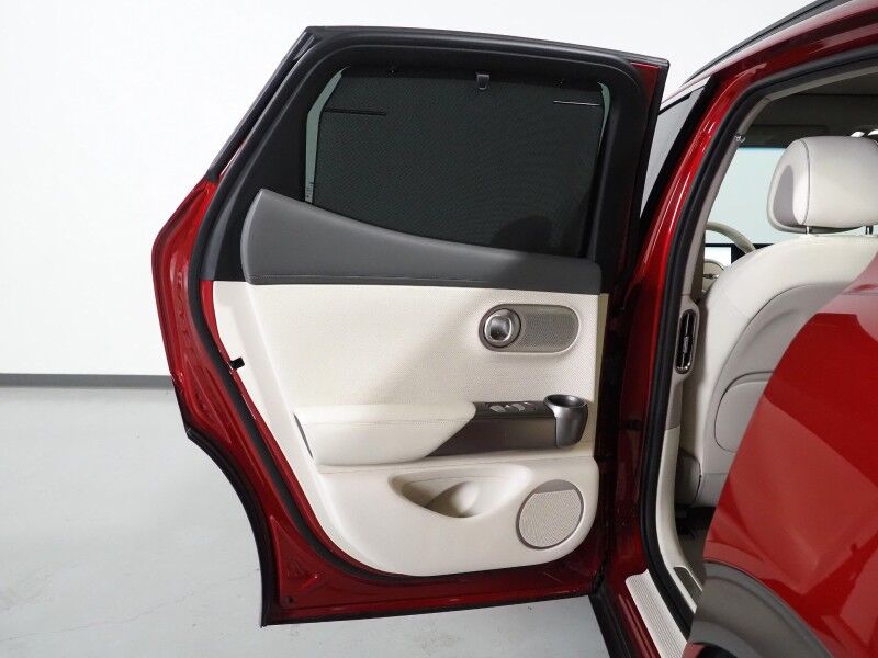 2024 Genesis GV60 Advanced AWD *HEADS-UP DISPLAY, NAVIGATION, ADAPTIVE CRUISE, SAFETY ALERTS, 360 VIEW CAMERAS, PANORAMA GLASS ROOF, LEATHER, CLIMATE SEATS, HEATED STEERING, BANG & OLUFSEN, WIRELESS CHARGING, ANDROID & APPLE Round Rock TX