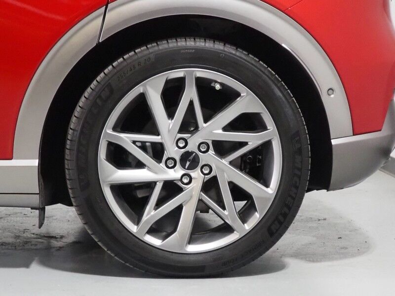 2024 Genesis GV60 Advanced AWD *HEADS-UP DISPLAY, NAVIGATION, ADAPTIVE CRUISE, SAFETY ALERTS, 360 VIEW CAMERAS, PANORAMA GLASS ROOF, LEATHER, CLIMATE SEATS, HEATED STEERING, BANG & OLUFSEN, WIRELESS CHARGING, ANDROID & APPLE Round Rock TX