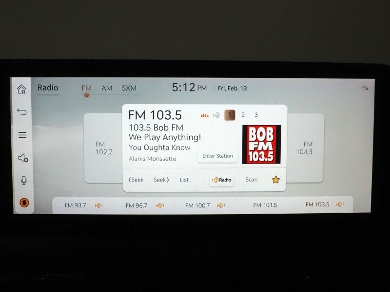 2024 Genesis GV60 Standard *HEADS-UP DISPLAY, NAVIGATION, ADAPTIVE CRUISE, SAFETY ALERTS, BACKUP-CAMERA, COLOR TOUCHSCREEN, PANORAMA GLASS ROOF, HEATED SEATS, POWER LIFTGATE, WIRELESS CHARGING, ANDROID & APPLE Round Rock TX
