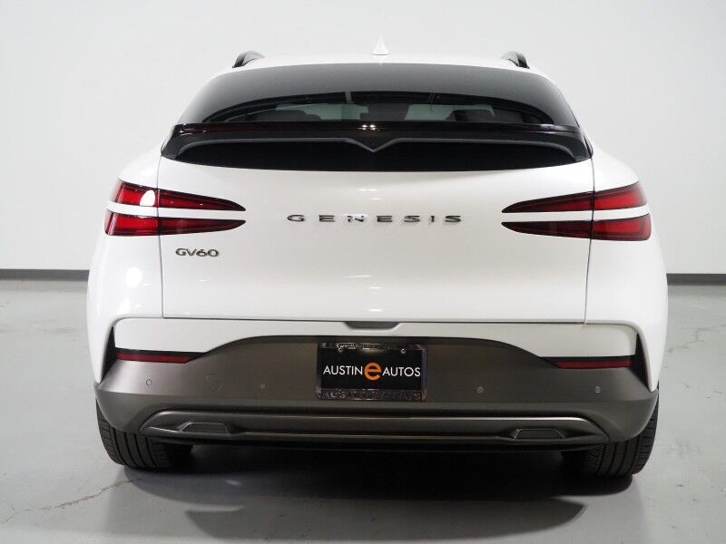 2024 Genesis GV60 Standard *HEADS-UP DISPLAY, NAVIGATION, ADAPTIVE CRUISE, SAFETY ALERTS, BACKUP-CAMERA, COLOR TOUCHSCREEN, PANORAMA GLASS ROOF, HEATED SEATS, POWER LIFTGATE, WIRELESS CHARGING, ANDROID & APPLE Round Rock TX