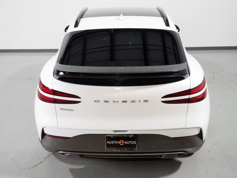 2024 Genesis GV60 Standard *HEADS-UP DISPLAY, NAVIGATION, ADAPTIVE CRUISE, SAFETY ALERTS, BACKUP-CAMERA, COLOR TOUCHSCREEN, PANORAMA GLASS ROOF, HEATED SEATS, POWER LIFTGATE, WIRELESS CHARGING, ANDROID & APPLE Round Rock TX