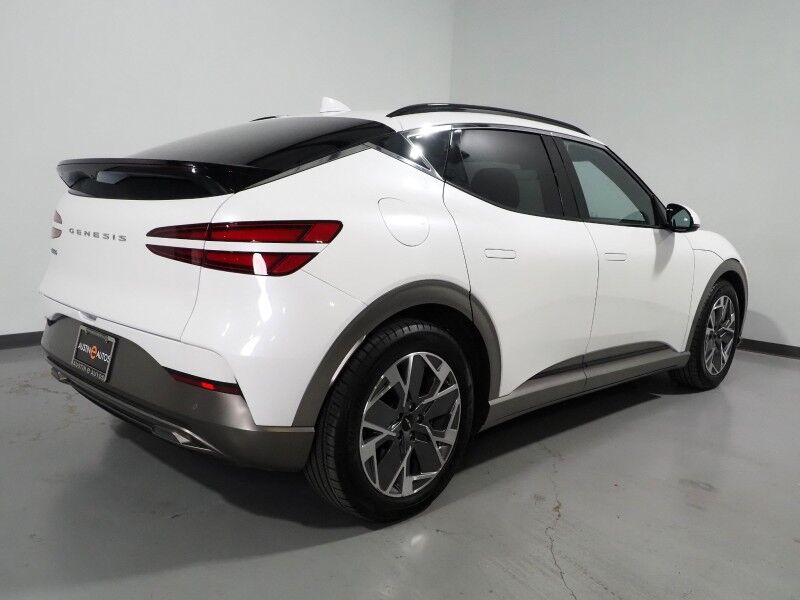 2024 Genesis GV60 Standard *HEADS-UP DISPLAY, NAVIGATION, ADAPTIVE CRUISE, SAFETY ALERTS, BACKUP-CAMERA, COLOR TOUCHSCREEN, PANORAMA GLASS ROOF, HEATED SEATS, POWER LIFTGATE, WIRELESS CHARGING, ANDROID & APPLE Round Rock TX