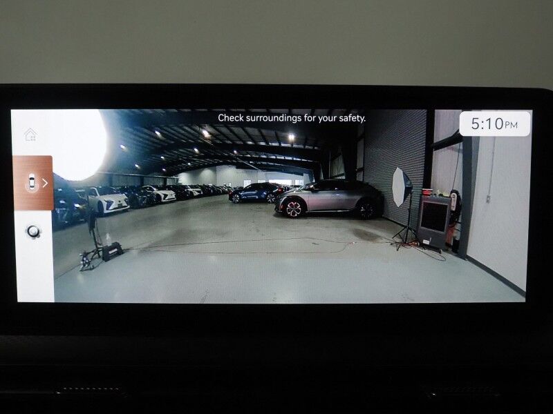 2024 Genesis GV60 Standard *HEADS-UP DISPLAY, NAVIGATION, ADAPTIVE CRUISE, SAFETY ALERTS, BACKUP-CAMERA, COLOR TOUCHSCREEN, PANORAMA GLASS ROOF, HEATED SEATS, POWER LIFTGATE, WIRELESS CHARGING, ANDROID & APPLE Round Rock TX