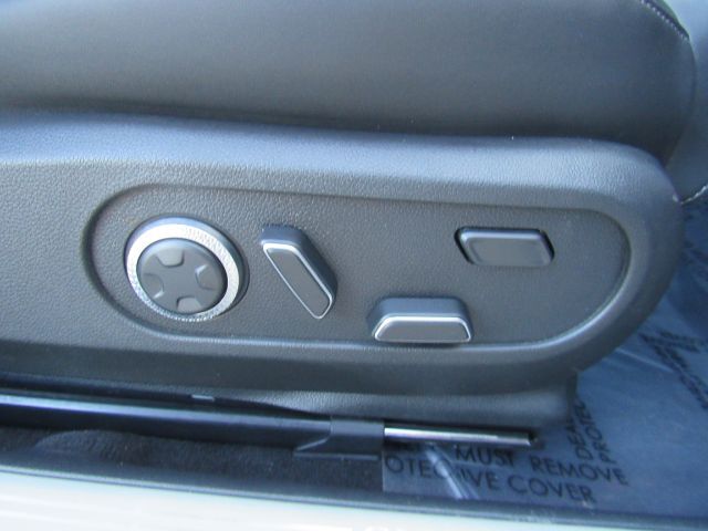 2024 Genesis GV60 Standard RWD Plano TX