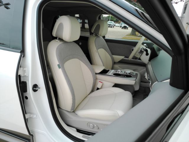 2024 Genesis GV60 Standard RWD Plano TX