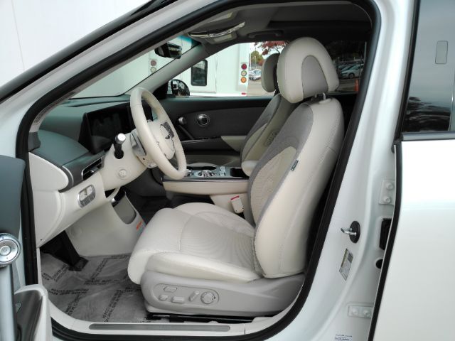 2024 Genesis GV60 Standard RWD Plano TX