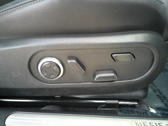 2024 Genesis GV60 Standard RWD Plano TX