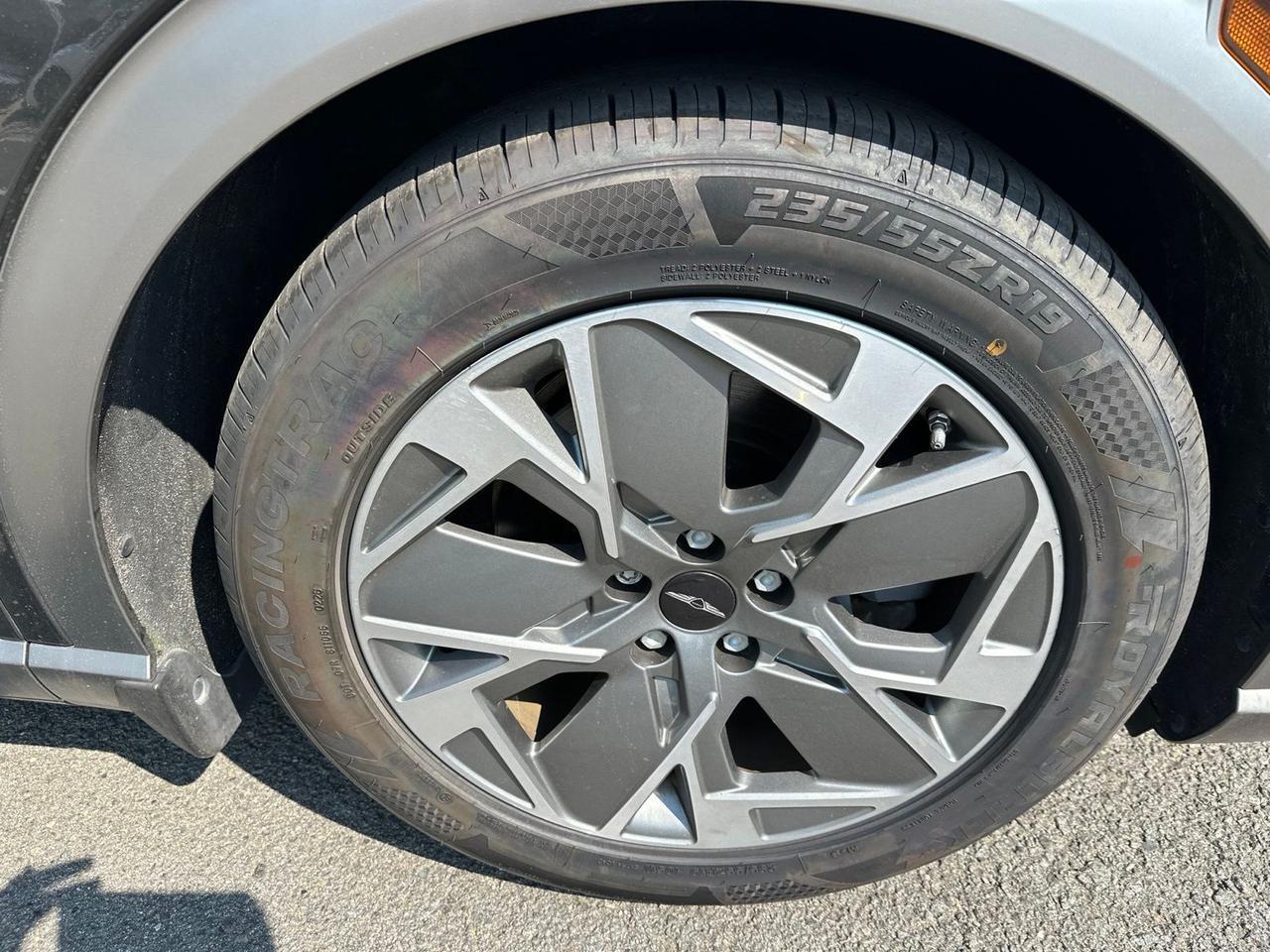 2024 Genesis GV60 Standard Chantilly VA