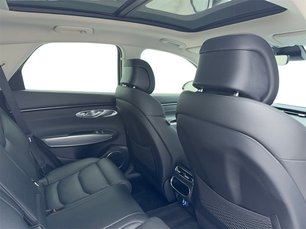 2024 Genesis GV70 2.5T NAV,CAM,PANO,HTD STS,BLIND SPOT,19&quot; WLS Plano TX