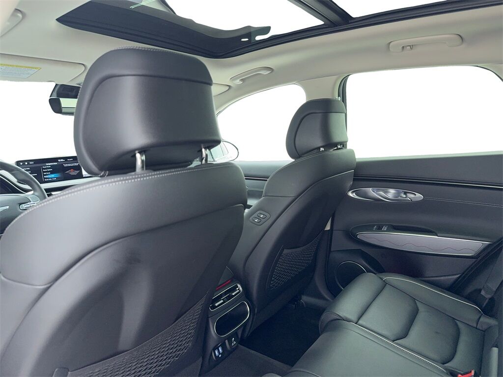 2024 Genesis GV70 2.5T NAV,CAM,PANO,HTD STS,BLIND SPOT,19&quot; WLS Plano TX