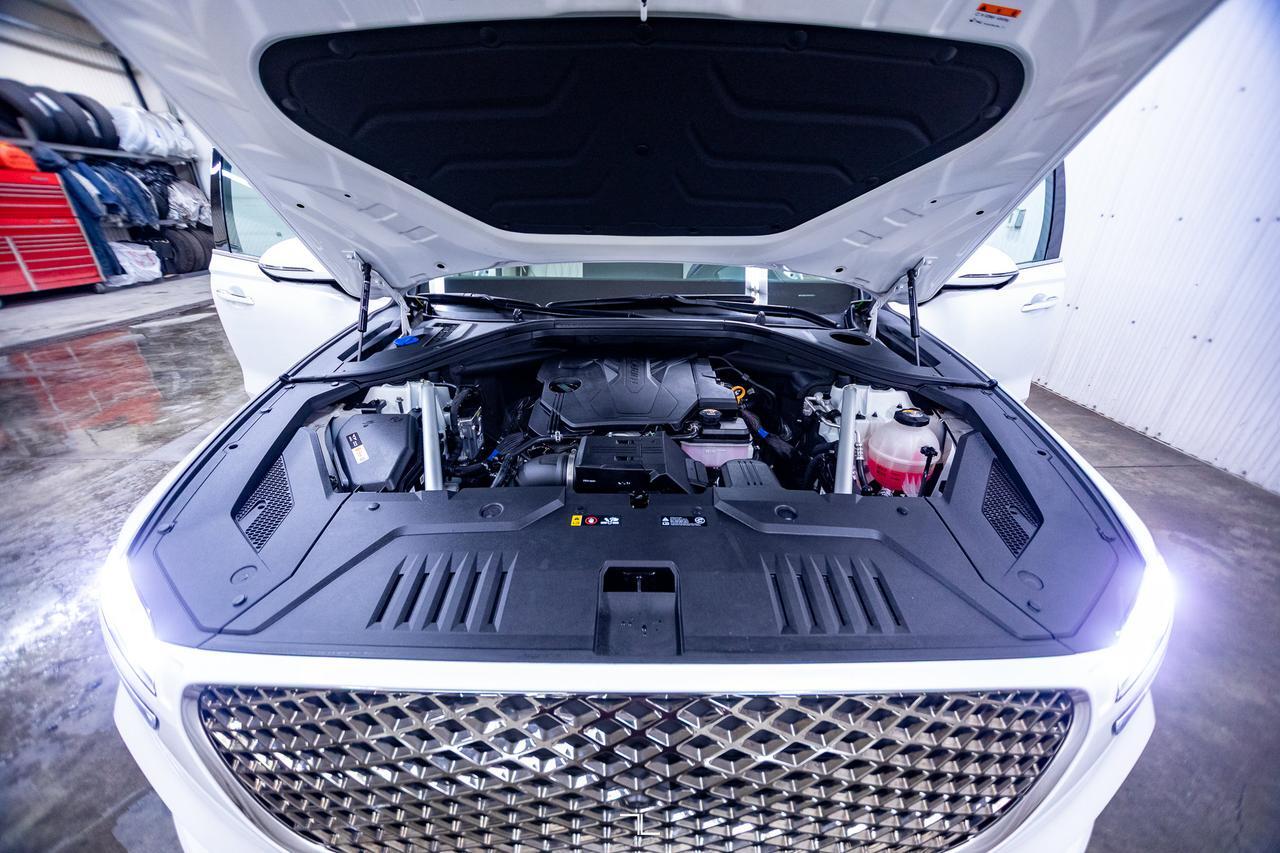 2024 Genesis GV70 AWD Prestige Leather Roof Nav BCam Red Deer AB