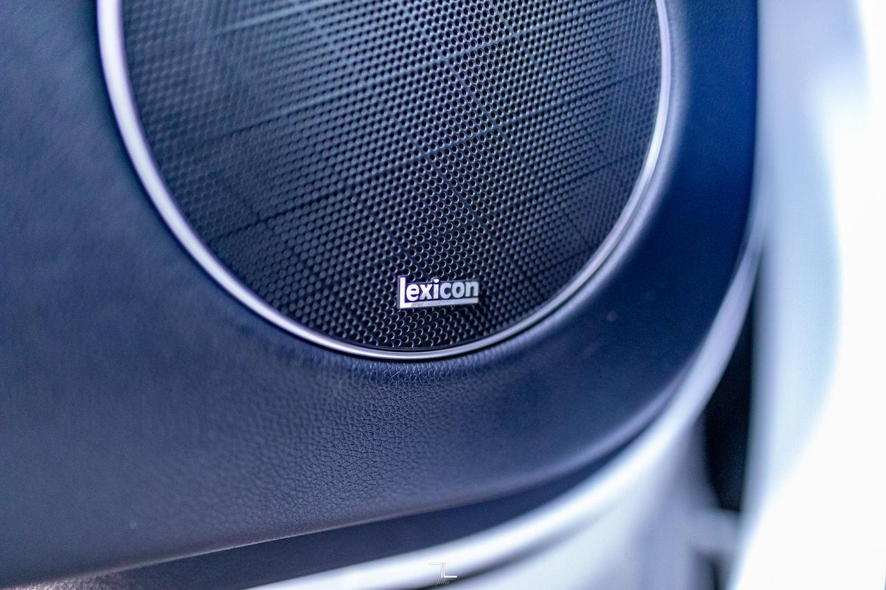 2024 Genesis GV70 AWD Prestige Leather Roof Nav BCam Red Deer AB