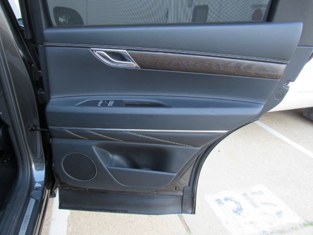 2024 Genesis GV80 2.5T AWD Plano TX