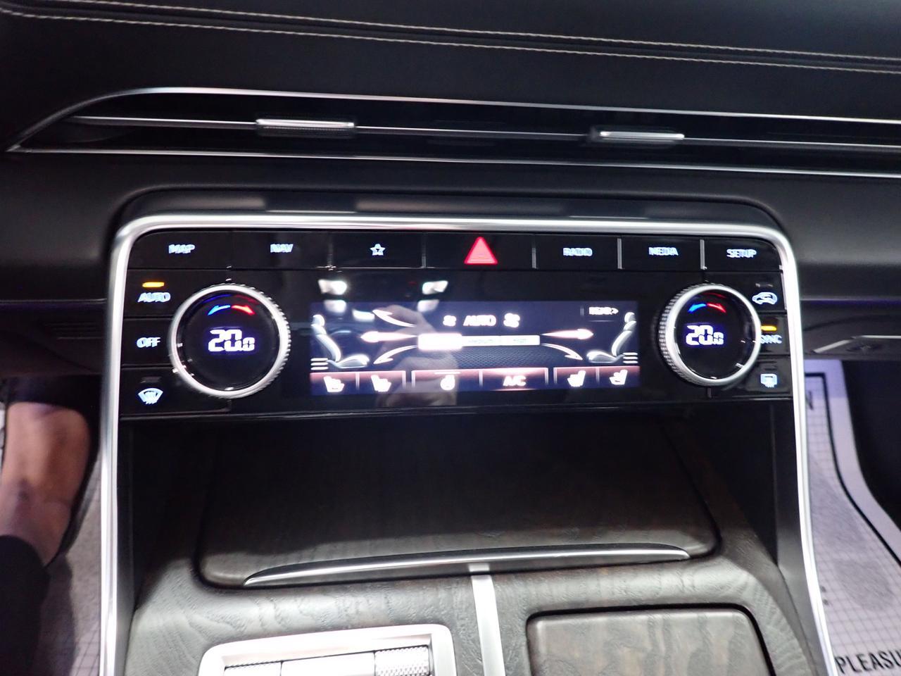 2024 Genesis GV80 3.5T Advanced AWD LEATHER NAVI SUNROOF Listowel ON