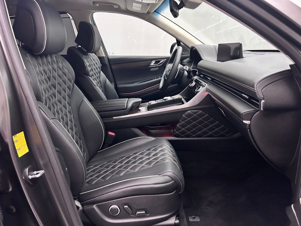 2024 Genesis GV80 3.5T Prestige Matte Portland OR