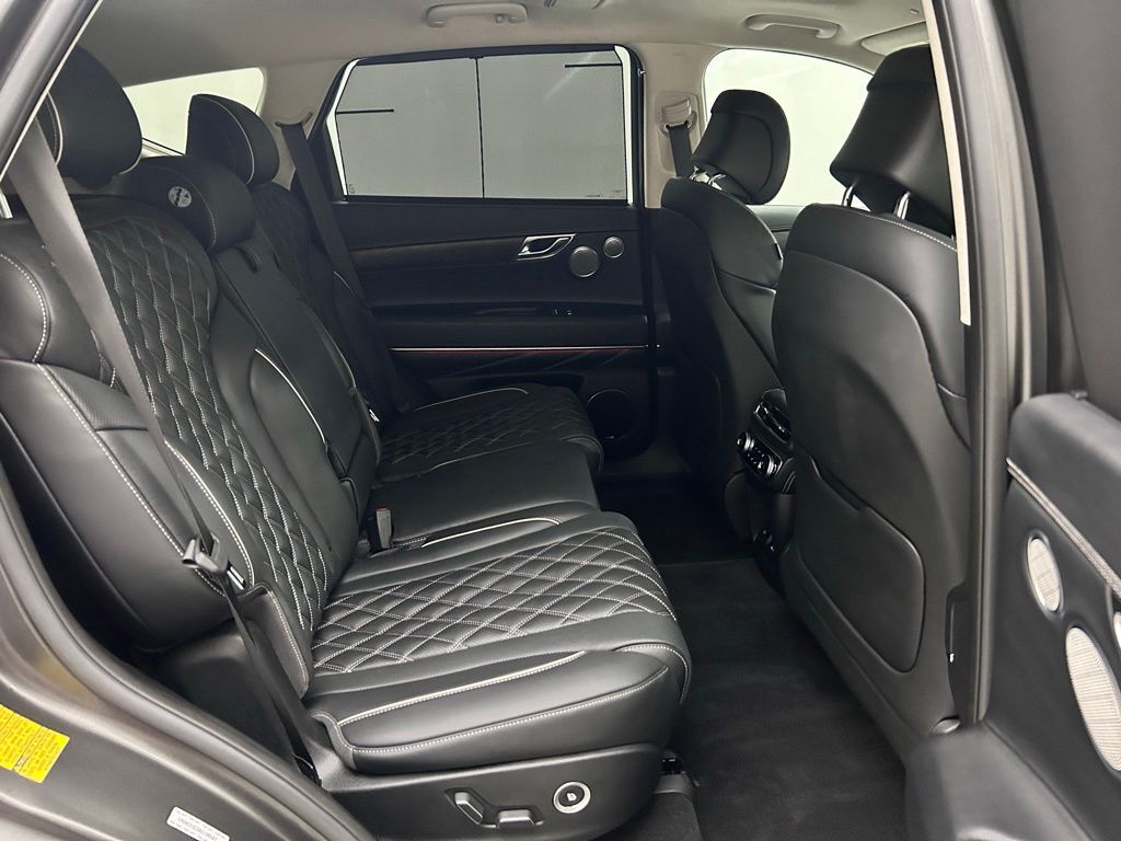 2024 Genesis GV80 3.5T Prestige Matte Portland OR