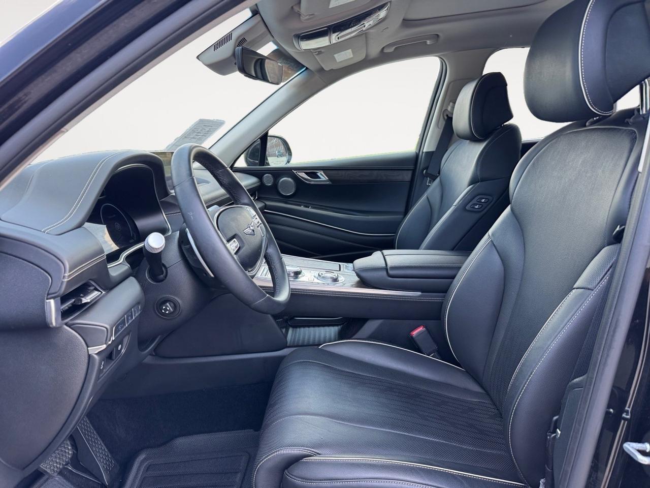 2024 Genesis GV80 HEATED & COOLED SEATS, DUAL MOON ROOF, LANE KEEP ASSIST, HIGHWAY ASSIST, REMOTE SMART PARK ASSIST, APPLE CAR PLAY, REMOTE START, CLEAN CARFAX 1-OWNER VEHICLE, CAPABILITY, LUXURY & COMFOT, COME SEE THIS LOADED SUV TODAY!!! Norfolk VA