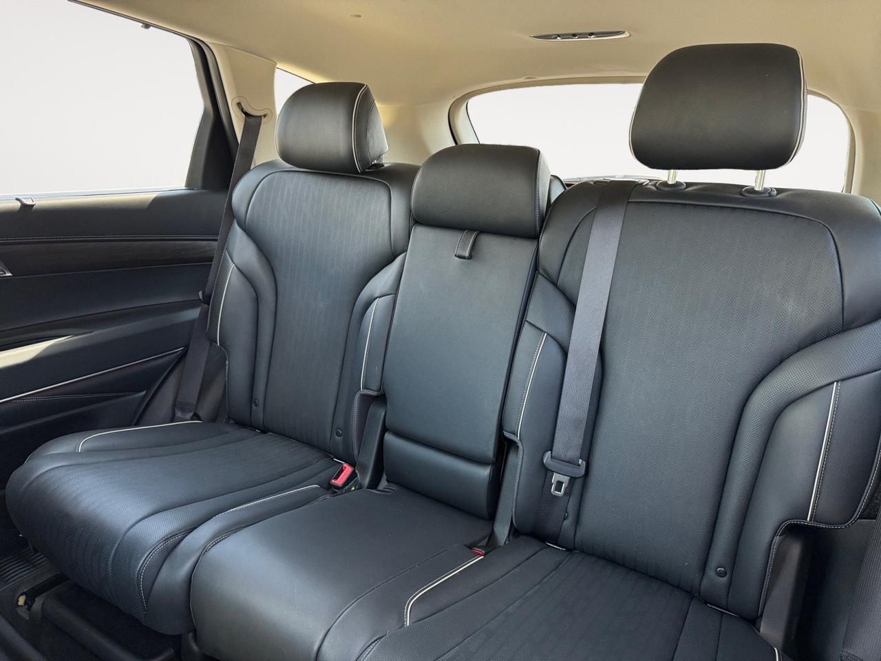 2024 Genesis GV80 HEATED & COOLED SEATS, DUAL MOON ROOF, LANE KEEP ASSIST, HIGHWAY ASSIST, REMOTE SMART PARK ASSIST, APPLE CAR PLAY, REMOTE START, CLEAN CARFAX 1-OWNER VEHICLE, CAPABILITY, LUXURY & COMFOT, COME SEE THIS LOADED SUV TODAY!!! Norfolk VA