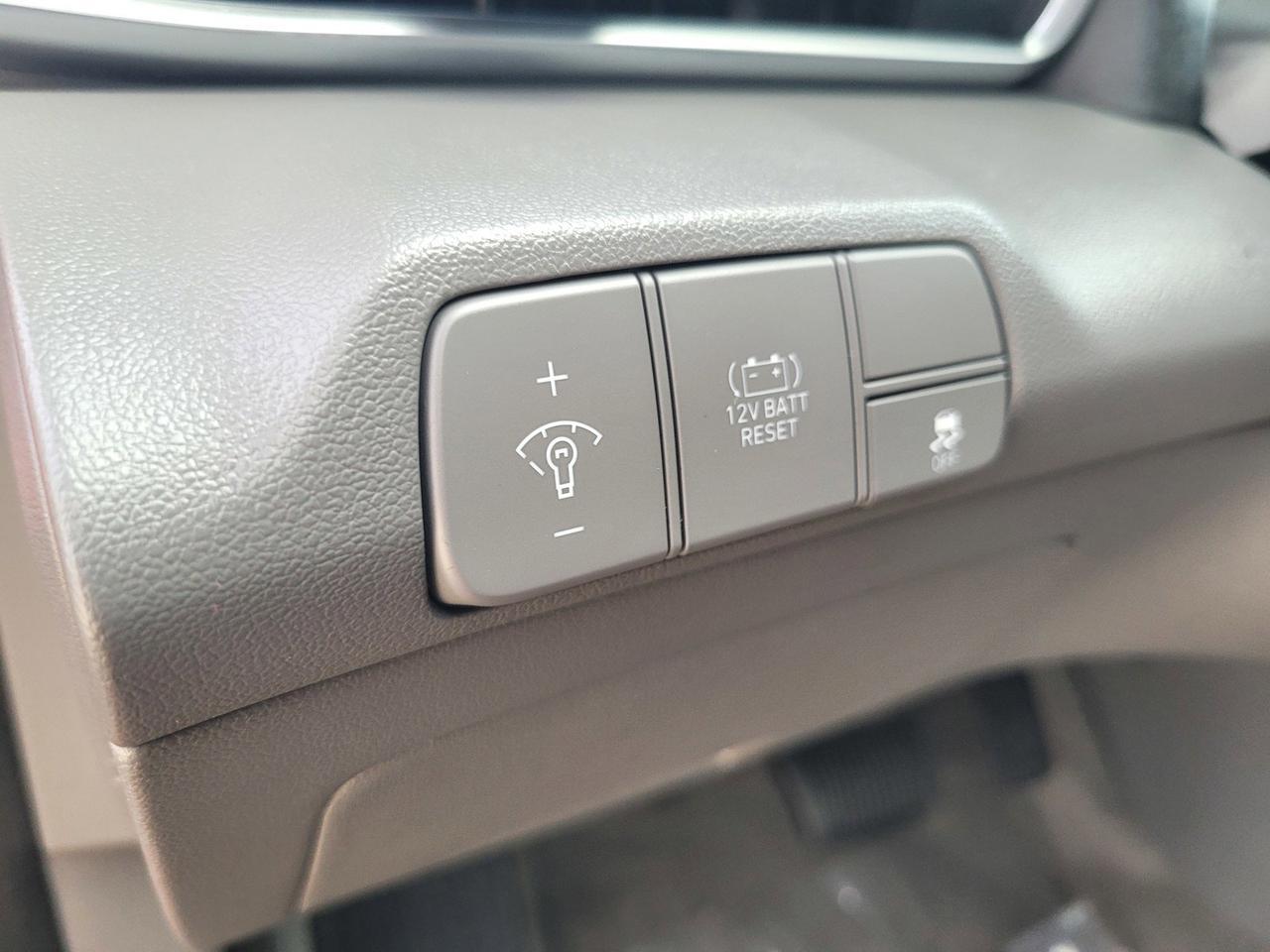 2024 HYUNDAI ELANTRA HYBRID BLUE Roseville CA