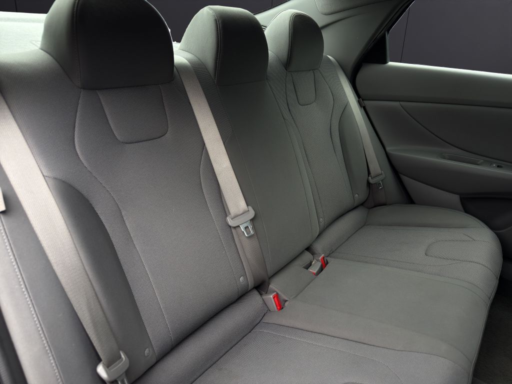 2024 HYUNDAI ELANTRA SE KBB VALUE 19K WOW Columbus OH