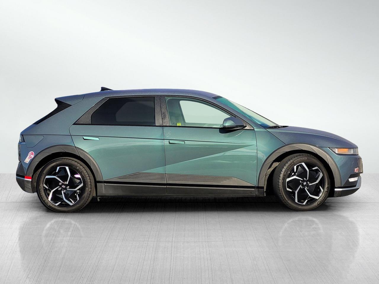 2024 HYUNDAI IONIQ 5 SE STANDARD RANGE Roseville CA