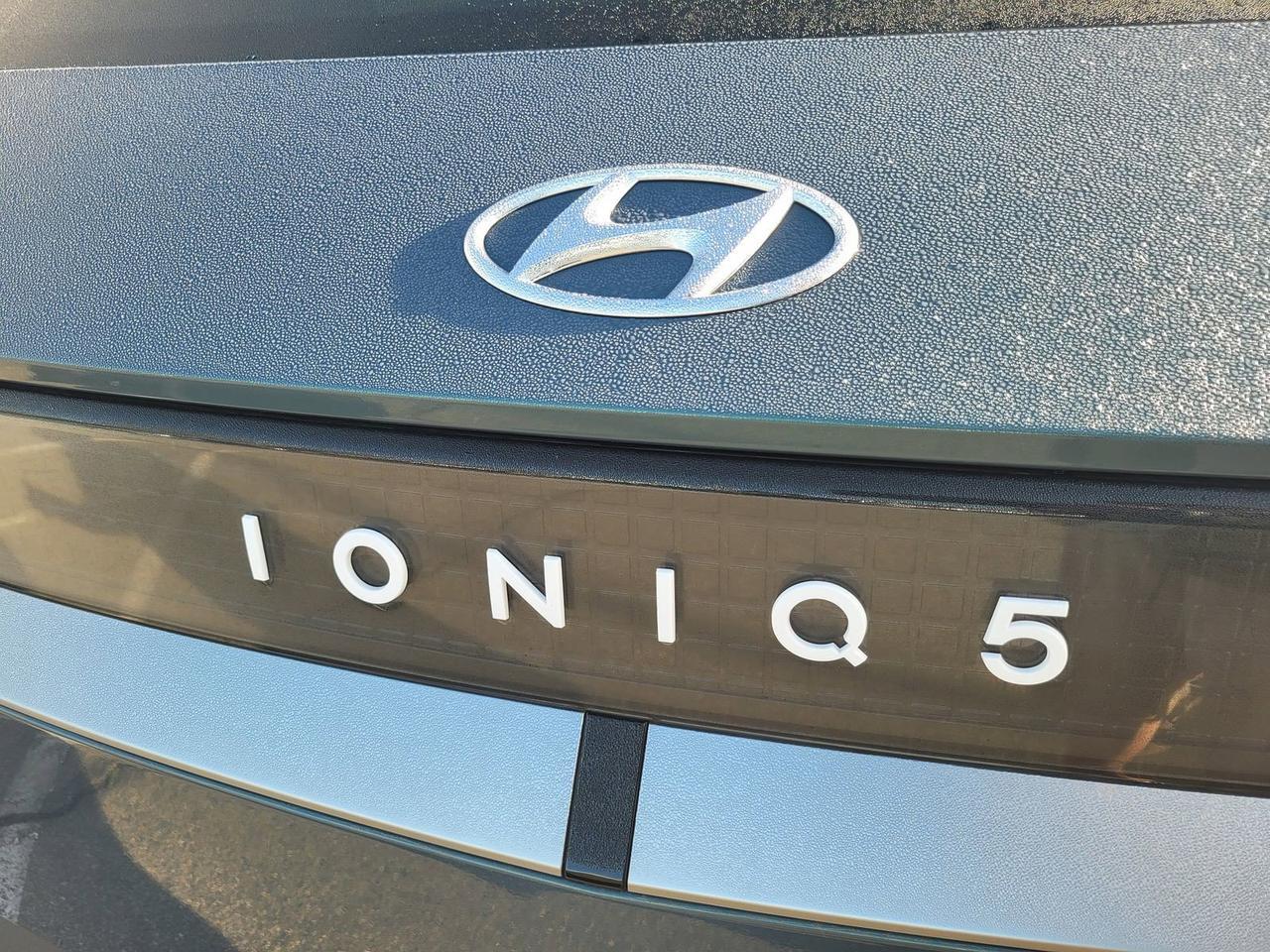 2024 HYUNDAI IONIQ 5 SE STANDARD RANGE Roseville CA