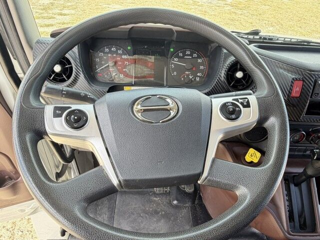 2024 Hino L6 24' Dry Box Truck with 3,000 Lbs. Lift Gate Homestead FL