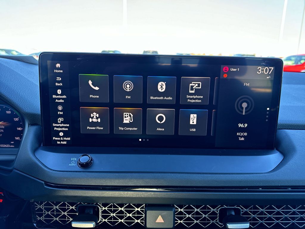 2024 Honda Accord Hybrid EX-L - Photo 16