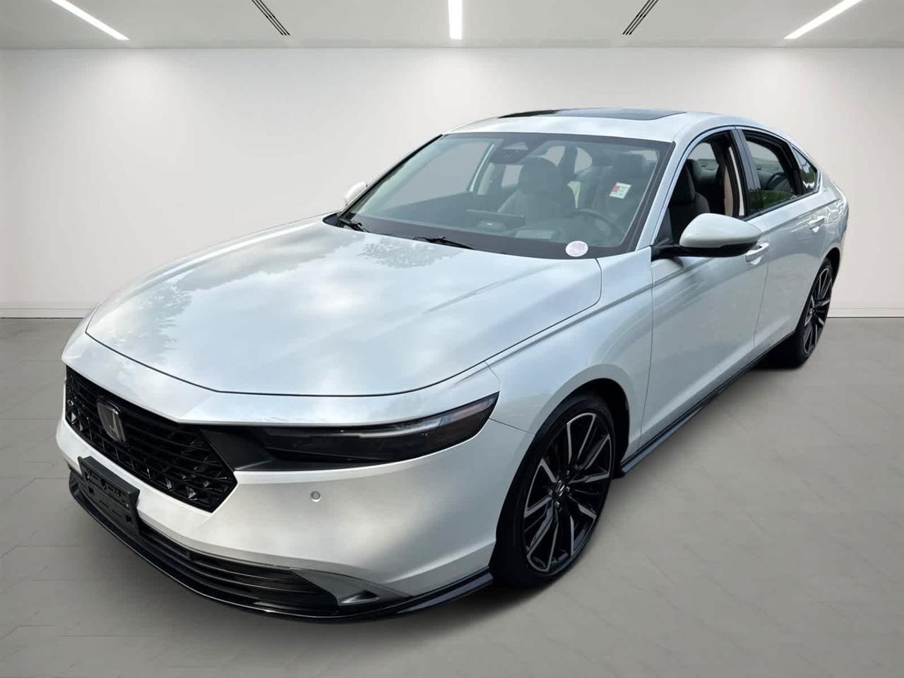 2024 Honda Accord Hybrid Touring Dartmouth MA