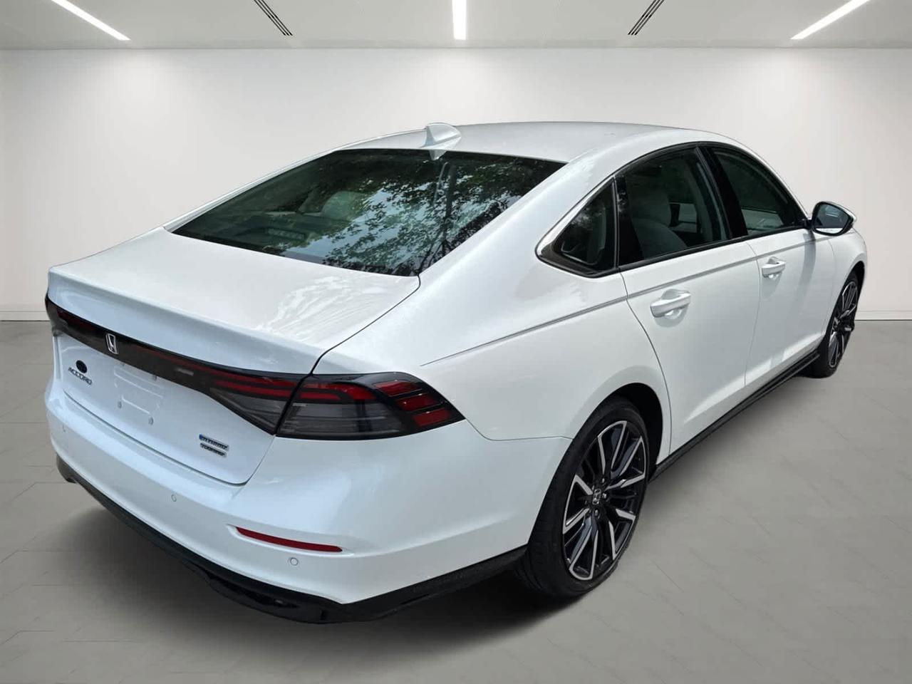 2024 Honda Accord Hybrid Touring Dartmouth MA