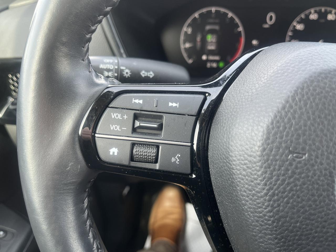 2024 Honda CR-V EX-L AWD w/AdptvCrz Sunroof HeatedMemoryLeatherSeats Saukville WI