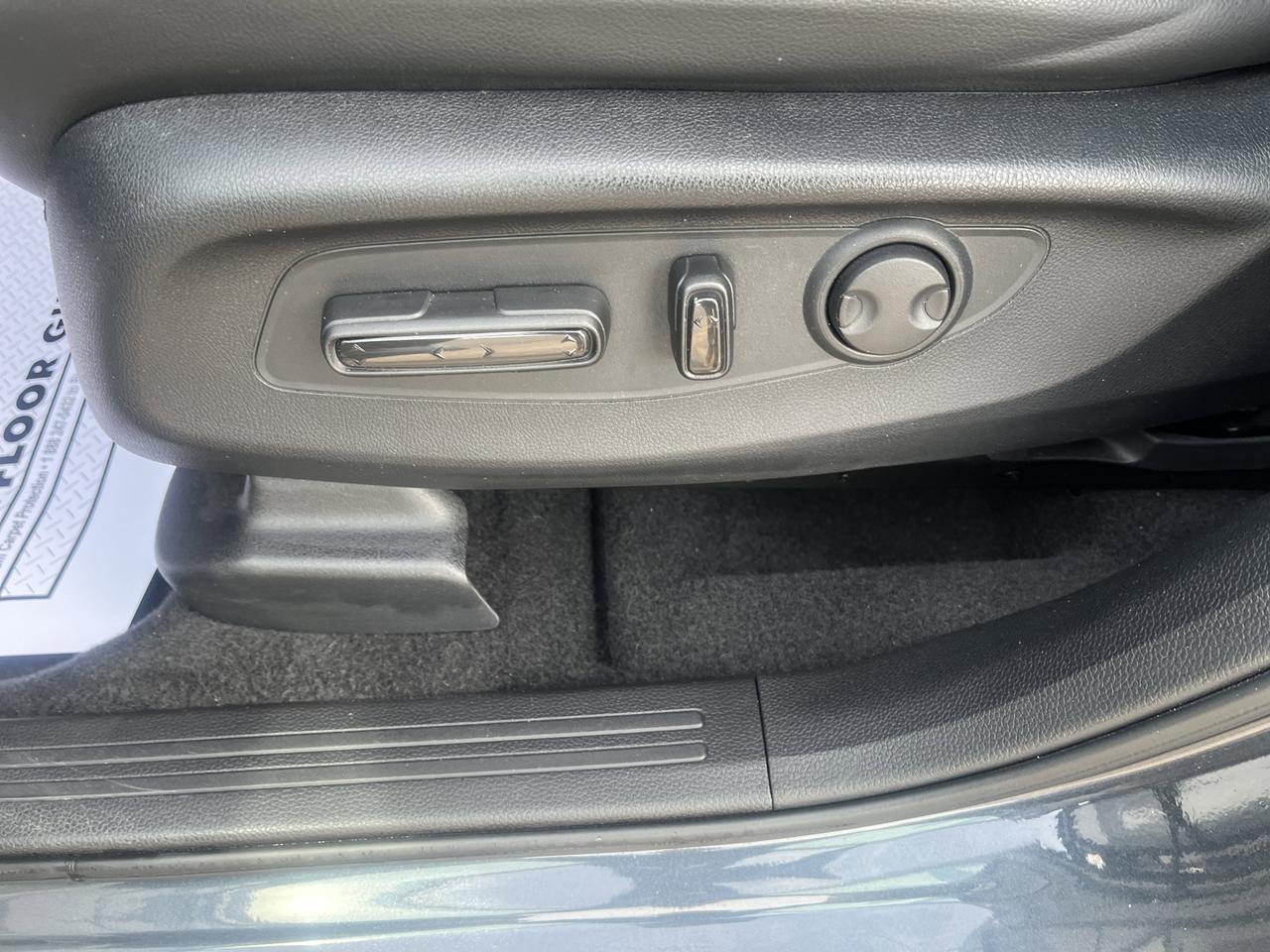 2024 Honda CR-V EX-L AWD w/AdptvCrz Sunroof HeatedMemoryLeatherSeats Saukville WI