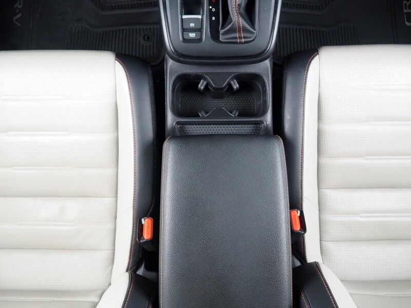 2024 Honda CR-V Hybrid Sport Touring AWD *NAVIGATION, ADAPTIVE CRUISE, SAFETY ALERTS, BACKUP-CAMERA, COLOR TOUCHSCREEN, MOONROOF, LEATHER, HEATED SEATS/STEERING, REMOTE START, POWER LIFTGATE, BOSE, WIRELESS CHARGING, ANDROID & APPLE Round Rock TX