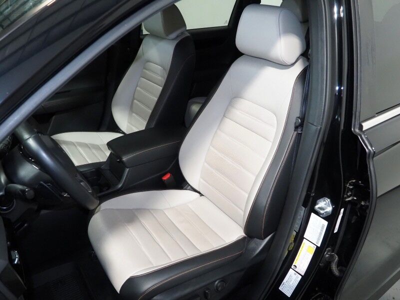 2024 Honda CR-V Hybrid Sport Touring AWD *NAVIGATION, ADAPTIVE CRUISE, SAFETY ALERTS, BACKUP-CAMERA, COLOR TOUCHSCREEN, MOONROOF, LEATHER, HEATED SEATS/STEERING, REMOTE START, POWER LIFTGATE, BOSE, WIRELESS CHARGING, ANDROID & APPLE Round Rock TX