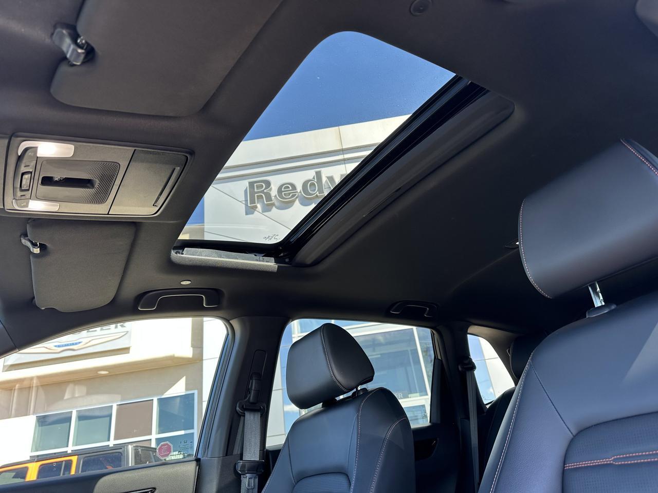2024 Honda CR-V Hybrid Touring | Leather | Heated Seats & Wheel | Sun Roof | Two Sets Wheel & Tire Redwater AB
