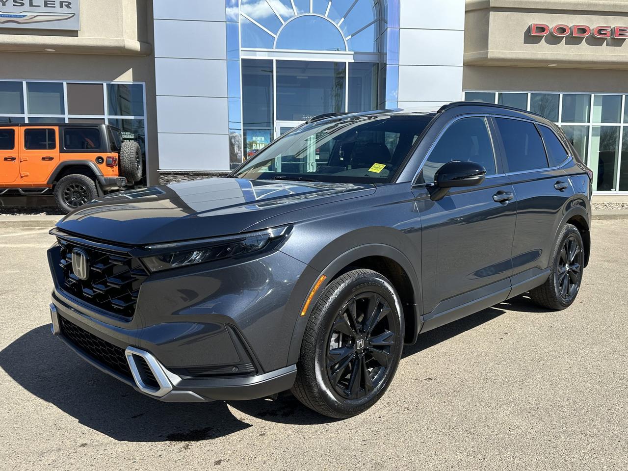 2024 Honda CR-V Hybrid Touring | Leather | Heated Seats & Wheel | Sun Roof | Two Sets Wheel & Tire Redwater AB