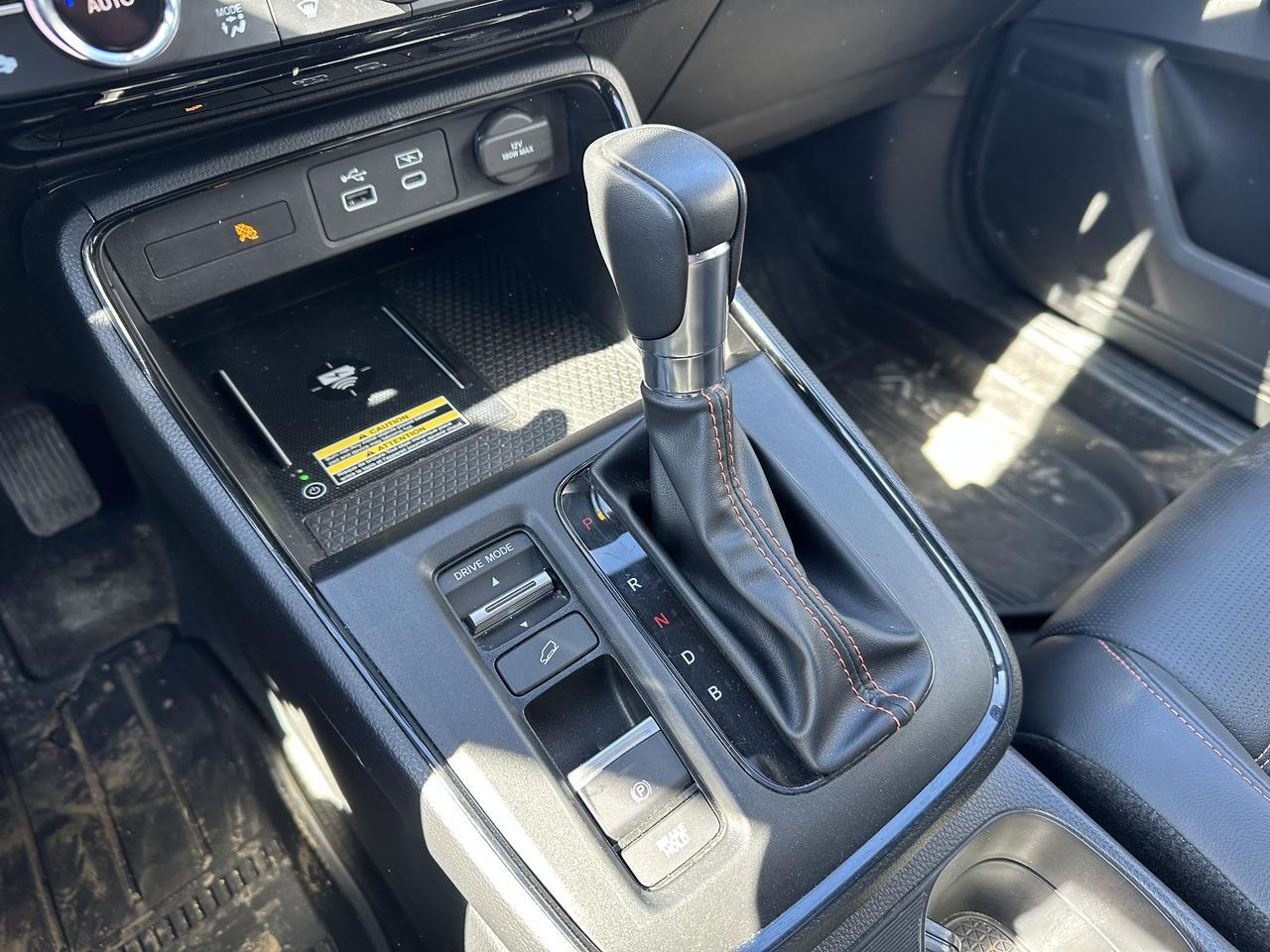 2024 Honda CR-V Hybrid Touring | Leather | Heated Seats & Wheel | Sun Roof | Two Sets Wheel & Tire Redwater AB