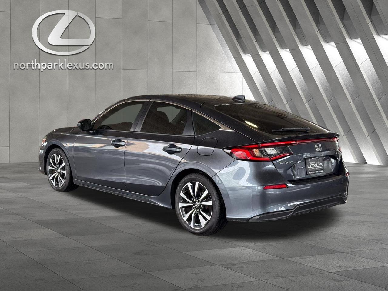 2024 Honda Civic Hatchback EX-L