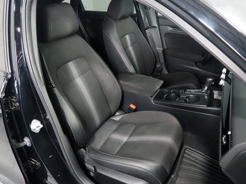 2024 Honda Civic Hatchback Sport *ADAPTIVE CRUISE, SAFETY ALERTS, BACKUP-CAMERA, COLOR TOUCHSCREEN, KEYLESS ENTRY, REMOTE START, AUTO CLIMATE CONTROL, LED HEADLIGHTS, 18 INCH WHEELS, ANDROID & APPLE