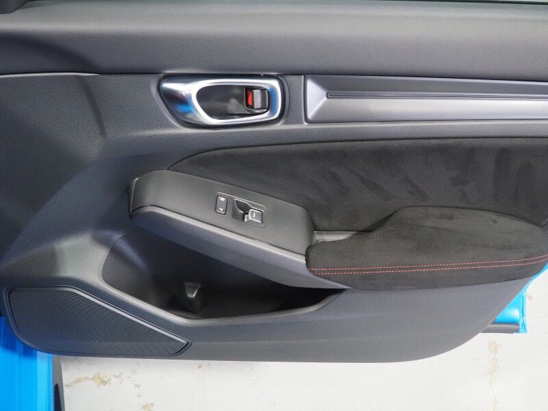 2024 Honda Civic Type R *6-SPD, NAVIGATION, ADAPTIVE CRUISE, SAFETY ALERTS, BACKUP-CAMERA, COLOR TOUCHSCREEN, KEYLESS ENTRY, 19 INCH WHEELS, LED HEADLIGHTS, BOSE, WIRELESS CHARGING, ANDROID & APPLE Round Rock TX