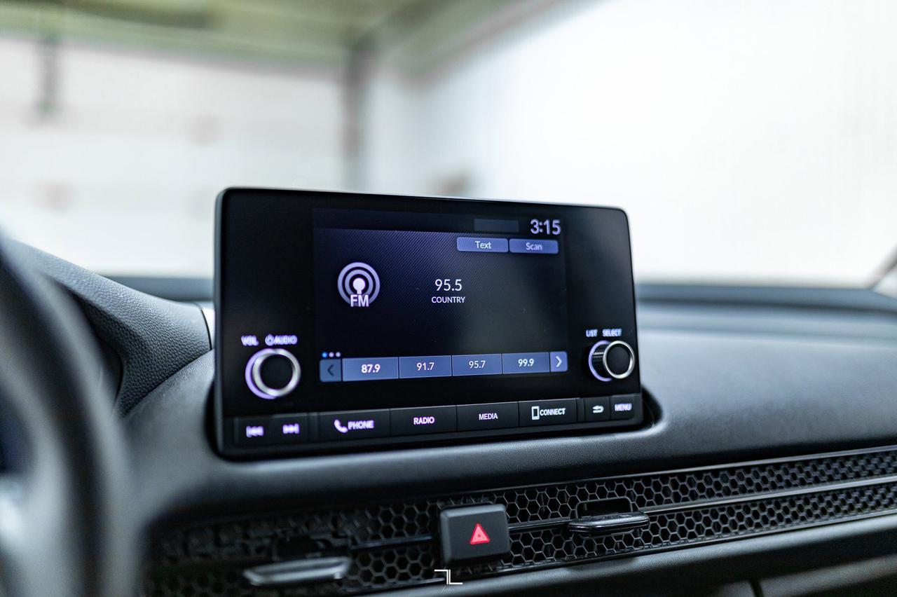 2024 Honda HR-V AWD LX-B BCam Red Deer AB